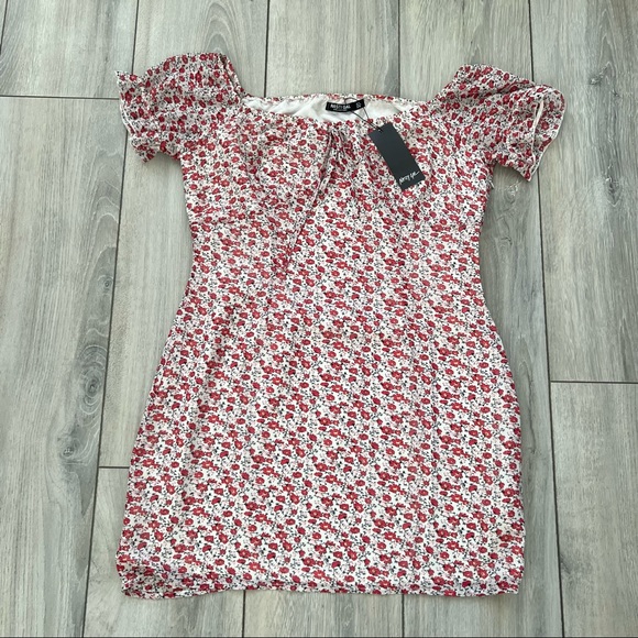 Nasty Gal Dresses & Skirts - NASTY GAL Ditsy Floral Mini Dress